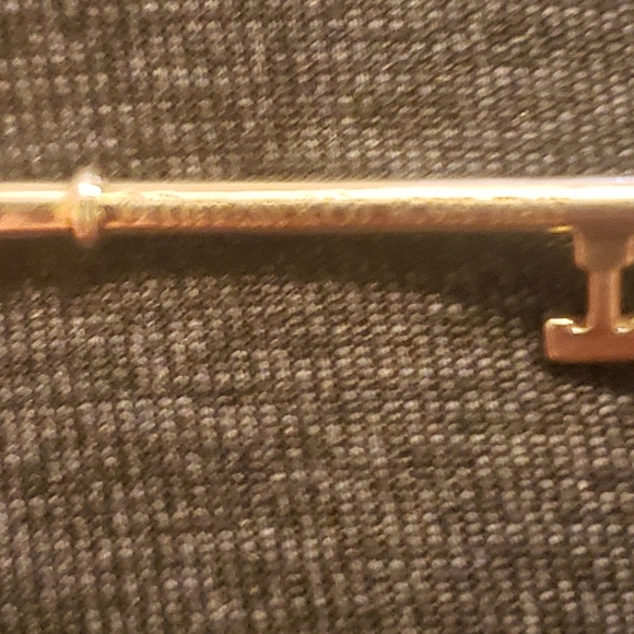 Tiffany&Co Blue Enamel Knot Key Pendant - Picture 3 of 5